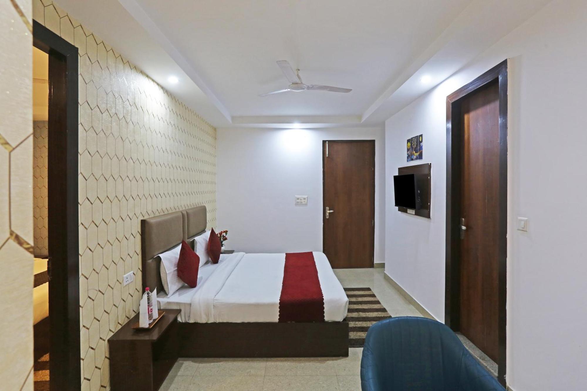 Hotel Gmd Max A Family - Delhi Airport 4*